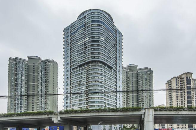 上海華鼎大廈：徐匯區(qū)高性價比辦公空間，交通便利