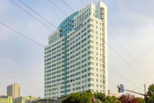 上海漕河涇創(chuàng)新大樓：漕河涇開發(fā)區(qū)地標(biāo)，創(chuàng)新氛圍濃厚