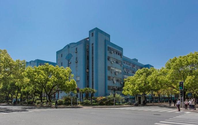 探訪桂中園：4.3米層高，寬敞明亮辦公空間