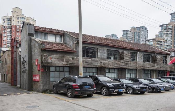 上海E倉創(chuàng)意中心：后工業(yè)美學(xué)，宜昌路辦公新選擇