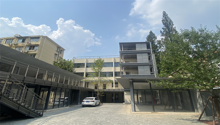 上海黑湖科技園：匯聚科技精英，引領(lǐng)智能制造潮流