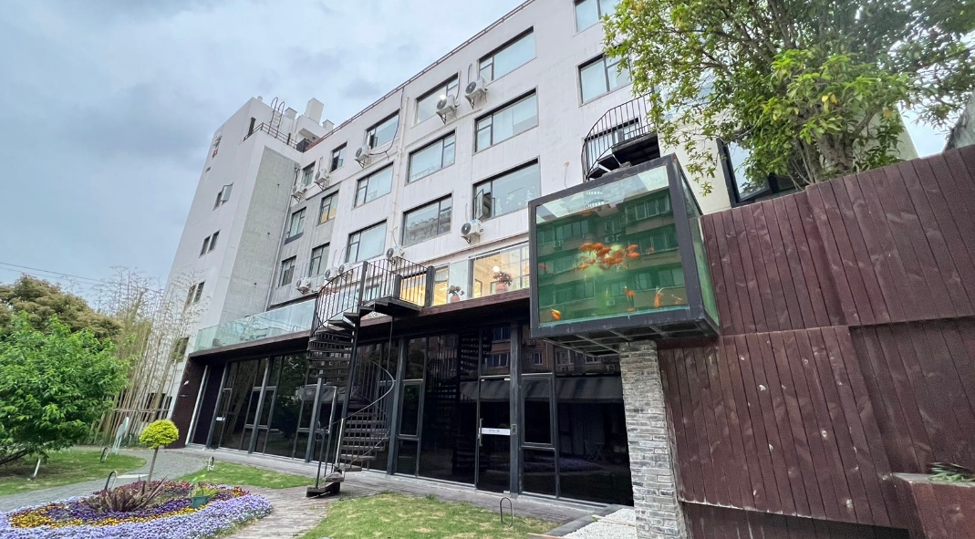 漕河涇輻射區(qū)！龍漕德必易園獨棟辦公招租，聚焦文創(chuàng)科技，享全周期企業(yè)服務(wù)與政策紅利